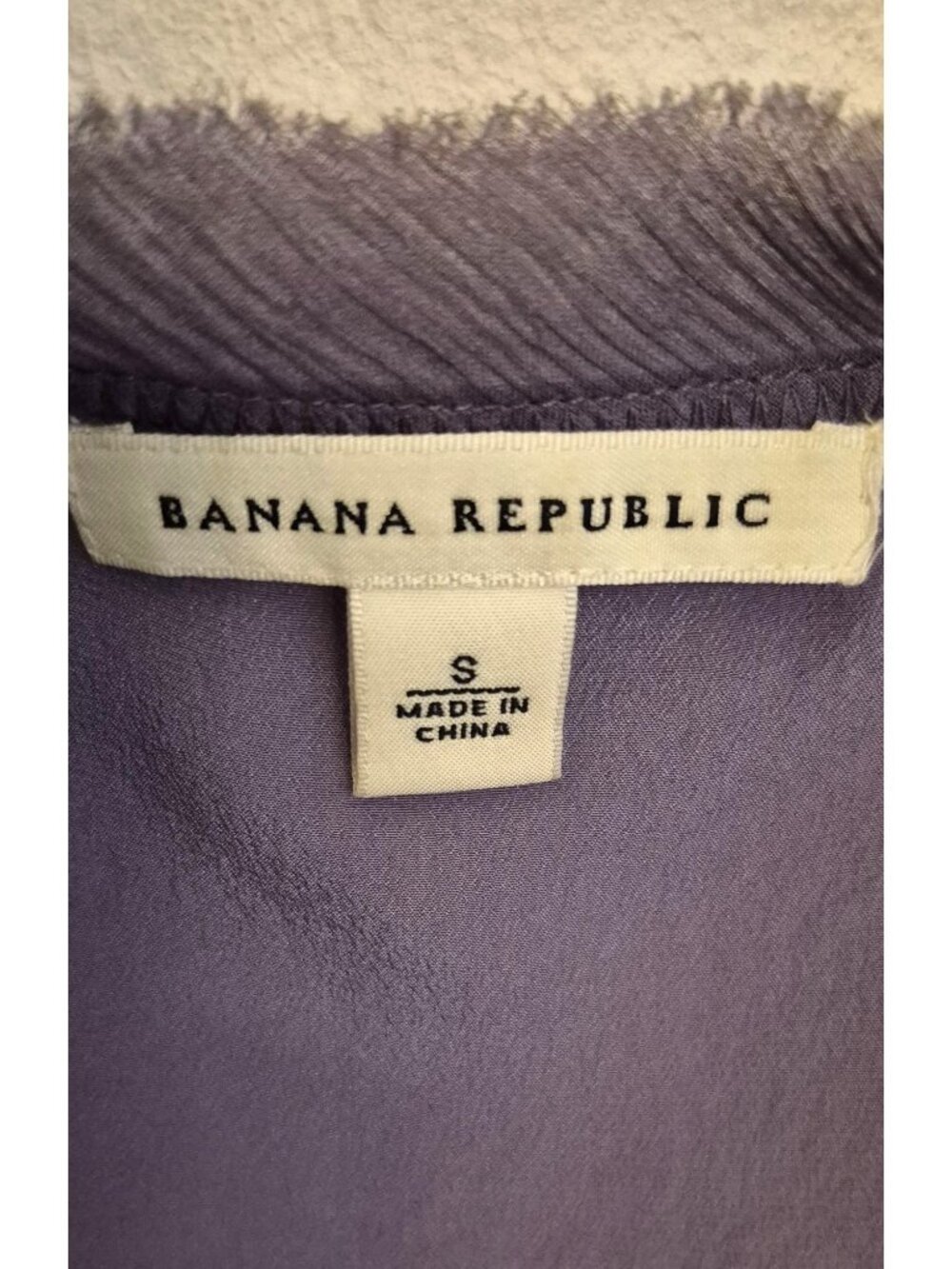 Banana Republic 100% Silk Lavender Short Flutter Sleeve Ruffled Blouse Sz S EUC - Picture 7 of 8